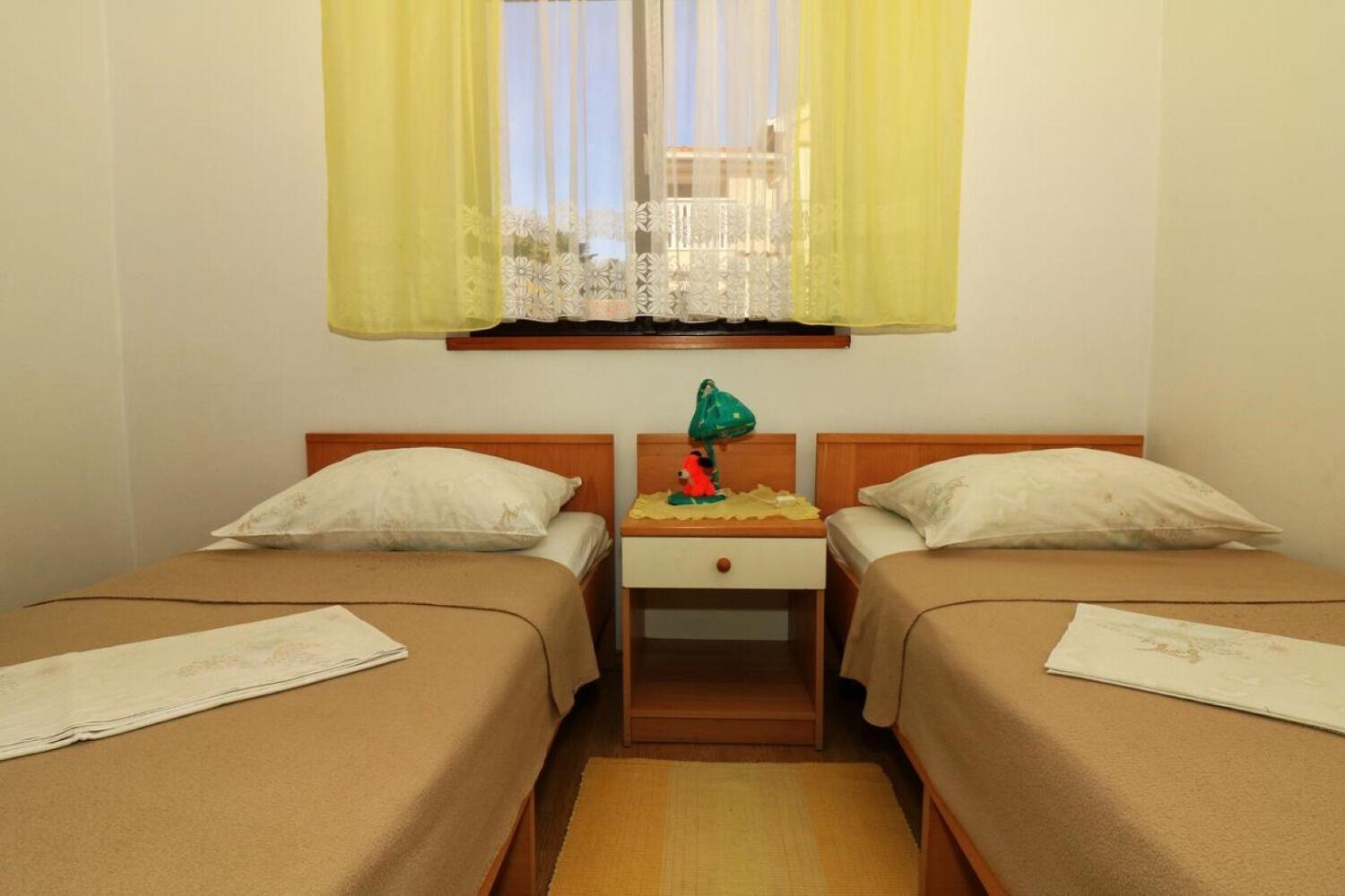 Apartments Slavica - Free Parking เยเซรา ภายนอก รูปภาพ