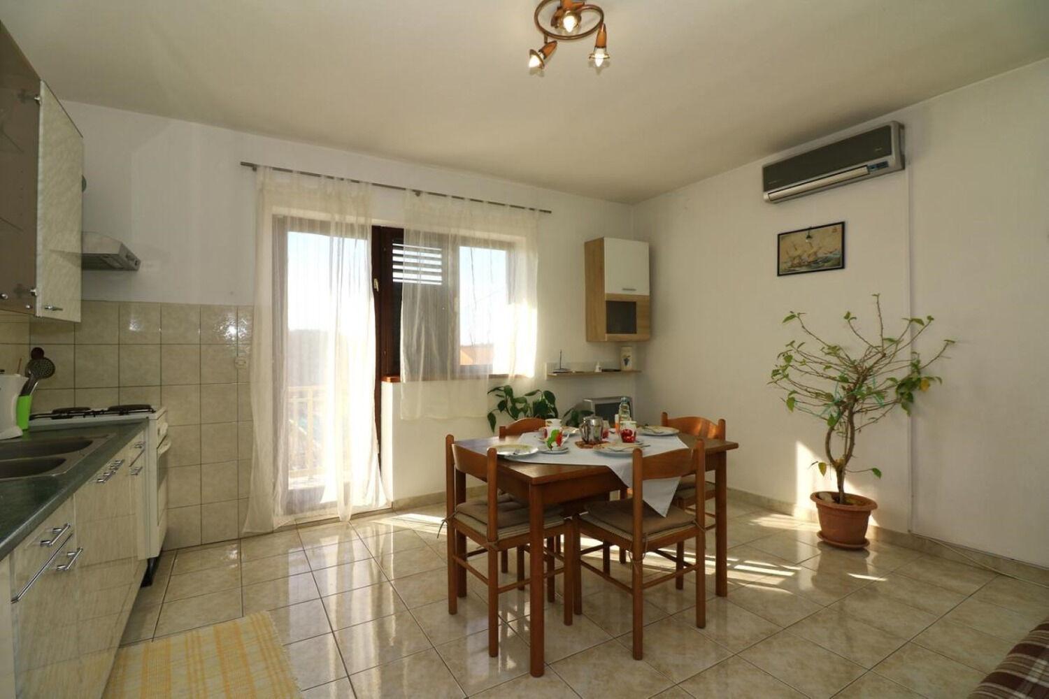 Apartments Slavica - Free Parking เยเซรา ภายนอก รูปภาพ